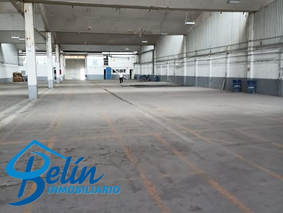 Bodega de 1,701 m² en renta, Gustavo Baz; Tlalnepantla, Estado de México