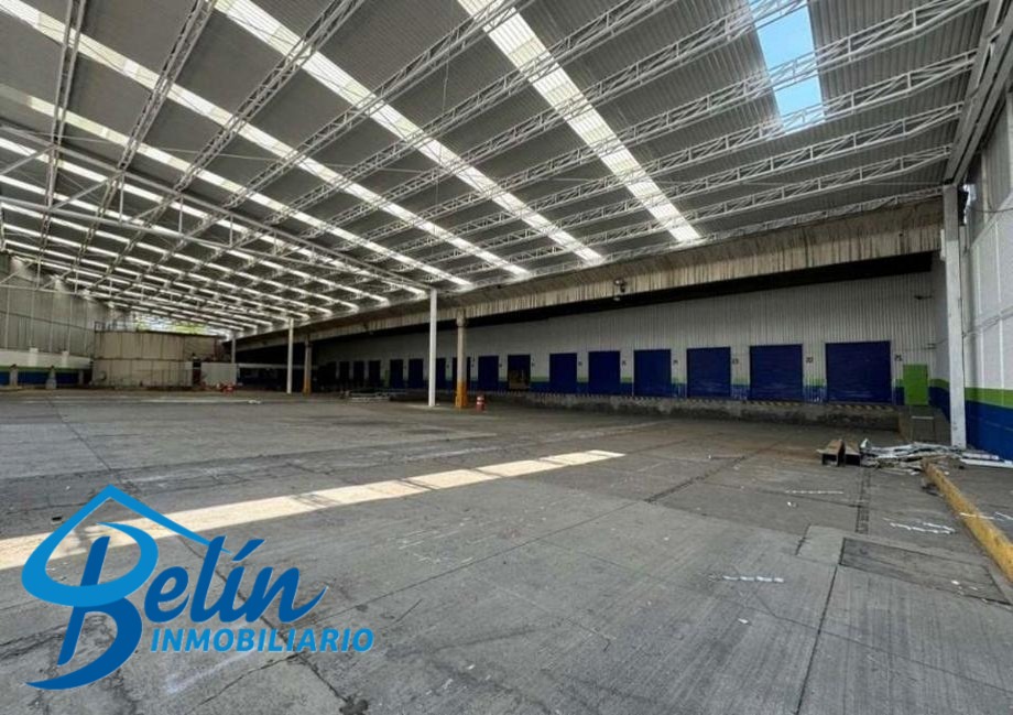 Bodega en Renta de 6,647 m² en Tlalnepantla, Edo Mex