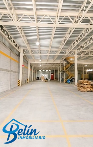 Bodega en renta de 1,800 m²; Naucalpan, Estado de México