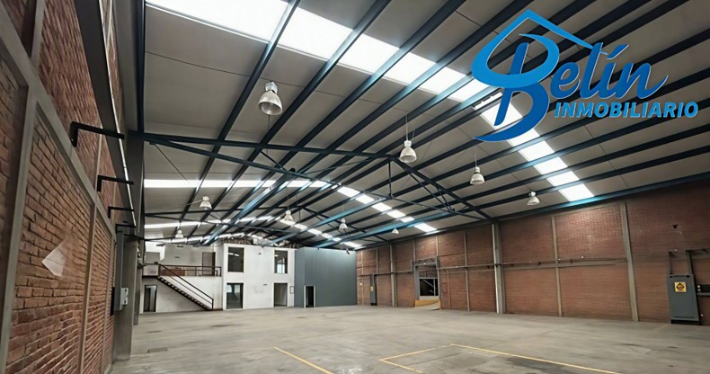 Bodega en renta de 2137 m²; Naucalpan, Estado de México